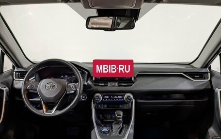 Toyota RAV4, 2022 год, 4 400 000 рублей, 26 фотография