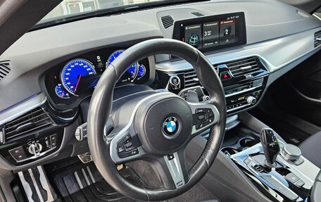 BMW 5 серия, 2018 год, 3 350 000 рублей, 10 фотография