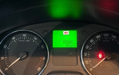 Skoda Fabia II, 2011 год, 370 000 рублей, 12 фотография