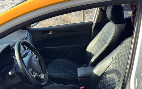 Hyundai Solaris II рестайлинг, 2017 год, 580 000 рублей, 5 фотография