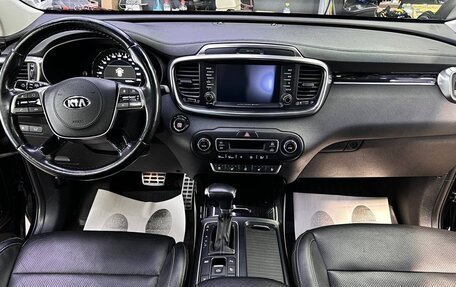 KIA Sorento III Prime рестайлинг, 2018 год, 3 090 000 рублей, 12 фотография