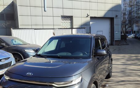 KIA Soul III, 2021 год, 1 850 000 рублей, 2 фотография
