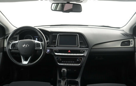 Hyundai Sonata VII, 2018 год, 1 749 585 рублей, 7 фотография