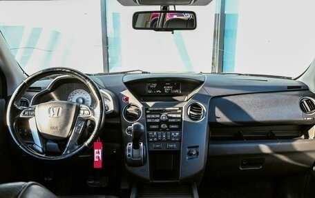 Honda Pilot III рестайлинг, 2013 год, 2 185 000 рублей, 17 фотография