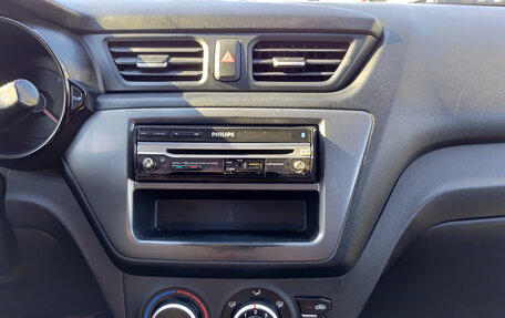 KIA Rio III рестайлинг, 2011 год, 660 000 рублей, 18 фотография