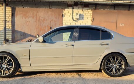 BMW 3 серия, 1998 год, 880 000 рублей, 11 фотография