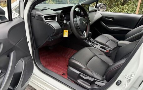 Toyota Corolla, 2022 год, 1 675 000 рублей, 6 фотография