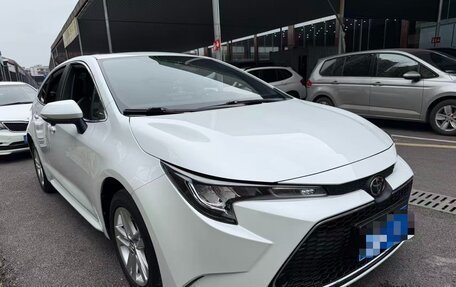 Toyota Corolla, 2022 год, 1 675 000 рублей, 2 фотография