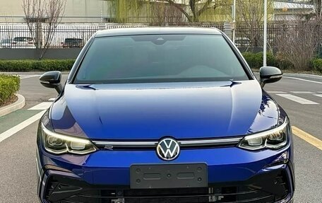 Volkswagen Golf VIII, 2022 год, 2 125 000 рублей, 2 фотография