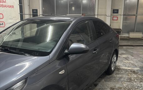 Hyundai Solaris II рестайлинг, 2021 год, 1 350 000 рублей, 4 фотография