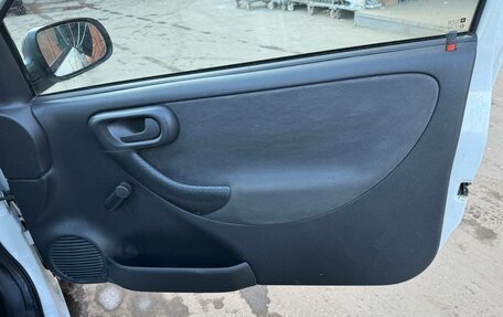 Opel Corsa C рестайлинг, 2002 год, 210 000 рублей, 4 фотография