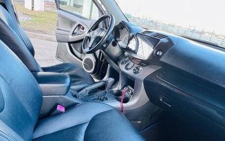 Toyota RAV4, 2006 год, 1 050 000 рублей, 7 фотография