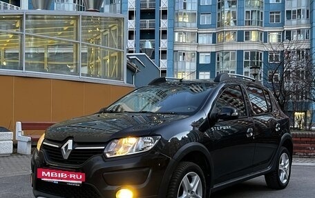 Renault Sandero II рестайлинг, 2017 год, 715 000 рублей, 2 фотография