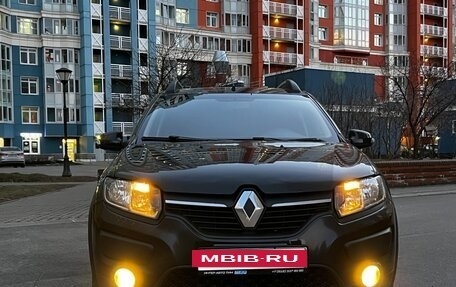 Renault Sandero II рестайлинг, 2017 год, 715 000 рублей, 3 фотография