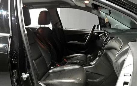 Chevrolet Trax, 2021 год, 1 750 000 рублей, 10 фотография