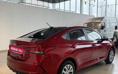 Hyundai Solaris II рестайлинг, 2021 год, 1 590 000 рублей, 6 фотография