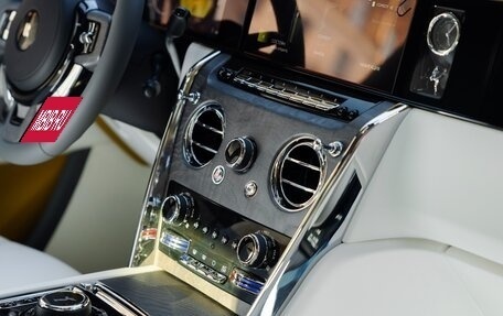 Rolls-Royce Cullinan, 2026 год, 79 990 000 рублей, 23 фотография