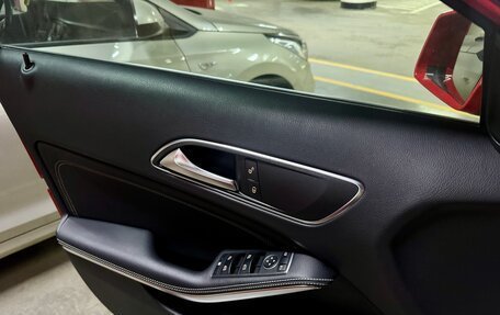 Mercedes-Benz GLA, 2014 год, 1 840 000 рублей, 11 фотография