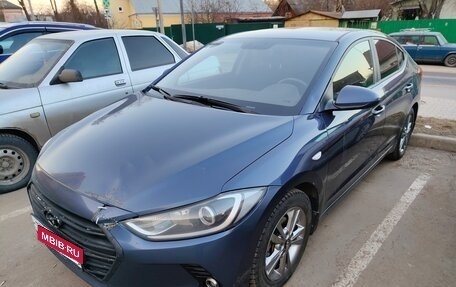 Hyundai Elantra VI рестайлинг, 2016 год, 1 050 000 рублей, 4 фотография