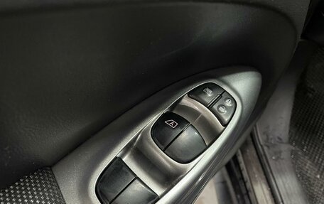 Nissan Juke II, 2011 год, 700 000 рублей, 14 фотография