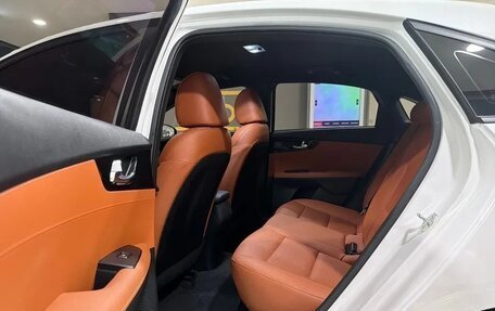 KIA K3, 2024 год, 2 457 030 рублей, 10 фотография