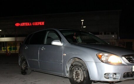 KIA Cerato I, 2005 год, 330 000 рублей, 2 фотография