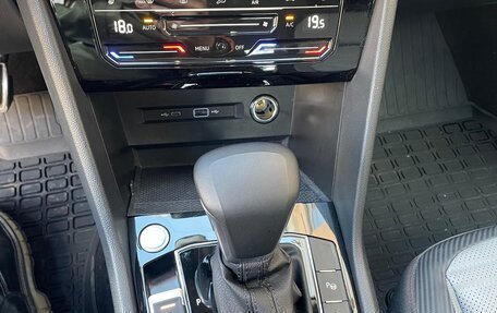 Volkswagen Tiguan II, 2023 год, 4 999 328 рублей, 12 фотография