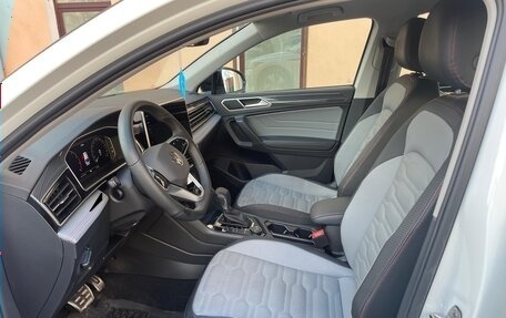 Volkswagen Tiguan II, 2023 год, 4 999 328 рублей, 11 фотография