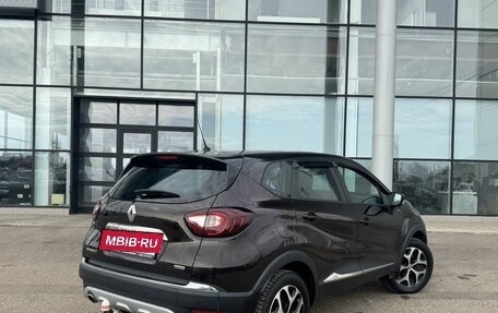 Renault Kaptur I рестайлинг, 2019 год, 1 700 000 рублей, 5 фотография