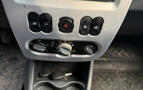 Renault Logan I, 2011 год, 395 000 рублей, 5 фотография