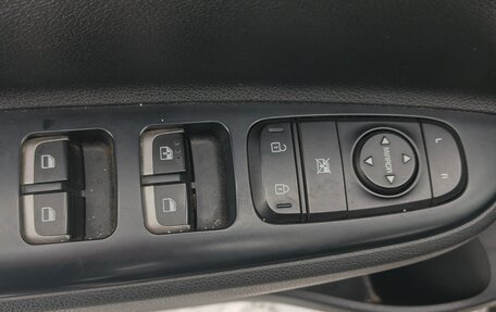 KIA Rio IV, 2021 год, 1 760 000 рублей, 8 фотография