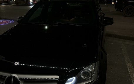 Mercedes-Benz C-Класс, 2013 год, 1 500 000 рублей, 2 фотография