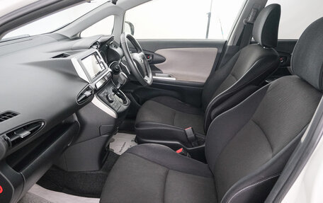 Toyota Wish II, 2011 год, 1 449 000 рублей, 14 фотография