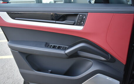 Porsche Cayenne III, 2026 год, 22 200 000 рублей, 28 фотография