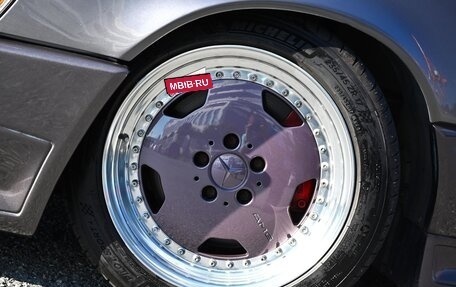 Mercedes-Benz SL-Класс, 1994 год, 14 350 000 рублей, 13 фотография
