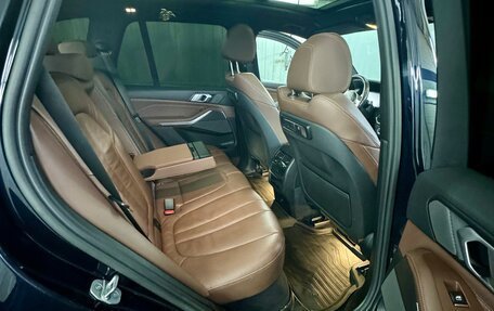 BMW X5, 2019 год, 5 850 000 рублей, 4 фотография