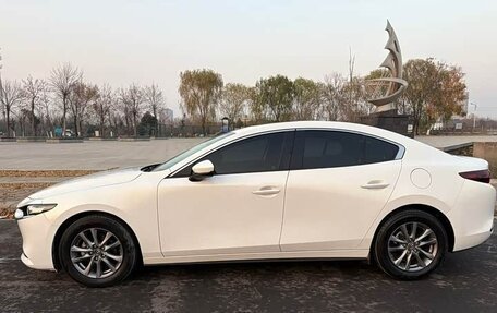 Mazda 3, 2021 год, 1 650 000 рублей, 5 фотография