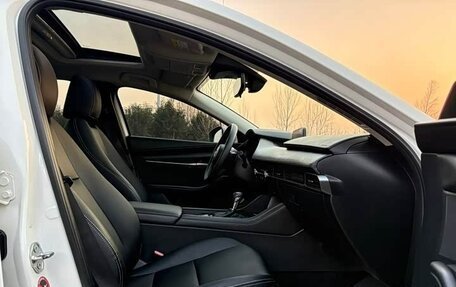 Mazda 3, 2021 год, 1 650 000 рублей, 17 фотография