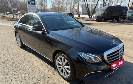 Mercedes-Benz E-Класс, 2019 год, 3 600 000 рублей, 5 фотография