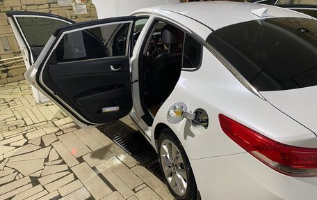 KIA Optima IV, 2016 год, 1 700 000 рублей, 16 фотография