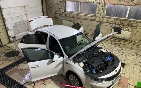 KIA Optima IV, 2016 год, 1 700 000 рублей, 24 фотография