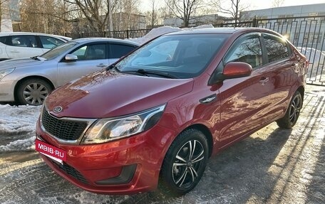 KIA Rio III рестайлинг, 2012 год, 655 000 рублей, 2 фотография