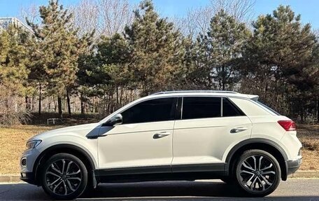 Volkswagen T-Roc I, 2021 год, 1 409 300 рублей, 6 фотография