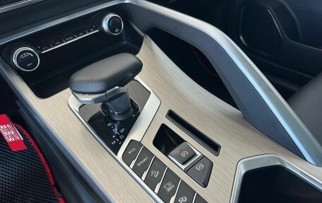 Geely Coolray I, 2023 год, 1 999 000 рублей, 10 фотография