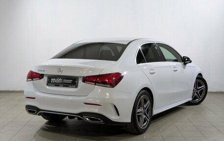 Mercedes-Benz A-Класс, 2019 год, 2 355 000 рублей, 14 фотография