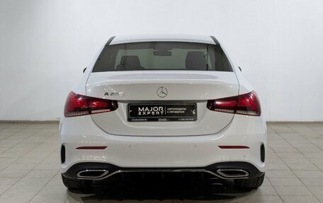 Mercedes-Benz A-Класс, 2019 год, 2 355 000 рублей, 16 фотография