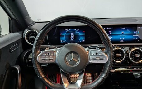 Mercedes-Benz A-Класс, 2019 год, 2 355 000 рублей, 24 фотография