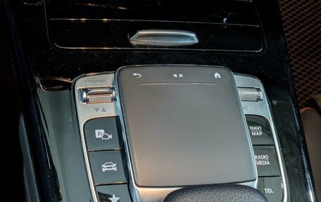 Mercedes-Benz A-Класс, 2019 год, 2 355 000 рублей, 19 фотография