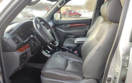 Toyota Land Cruiser Prado 120 рестайлинг, 2008 год, 1 950 000 рублей, 5 фотография