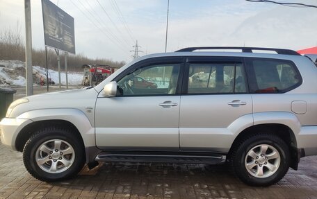 Toyota Land Cruiser Prado 120 рестайлинг, 2008 год, 1 950 000 рублей, 3 фотография